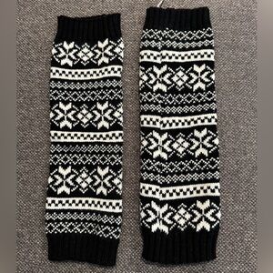 Black and White Knit Leg Warmers